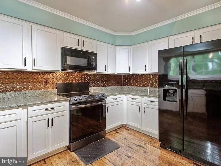 101 QUIET WATERS PLACE Annapolis, MD 21403