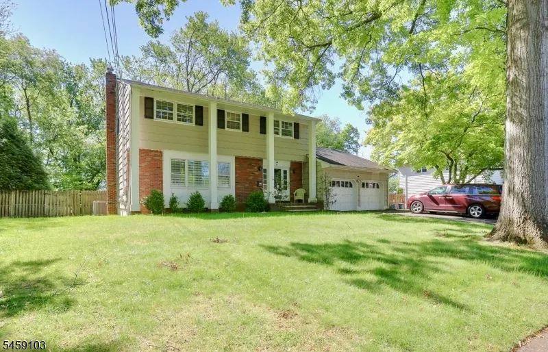 93 Summit Ct Westfield Town, NJ 07090