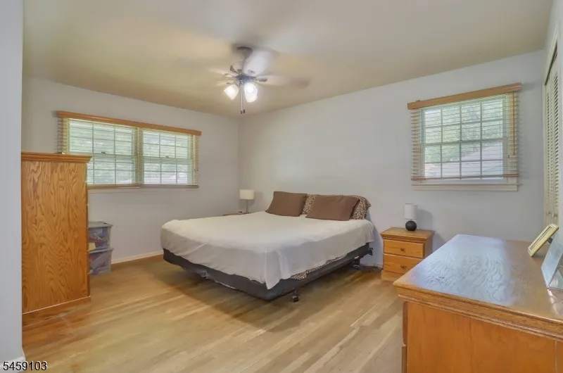 93 Summit Ct Westfield Town, NJ 07090