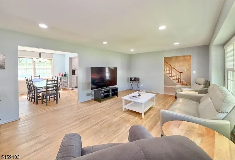 93 Summit Ct Westfield Town, NJ 07090