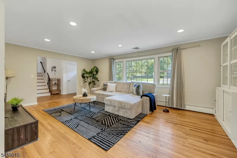9 Edgewood Ave West Orange, NJ 07052