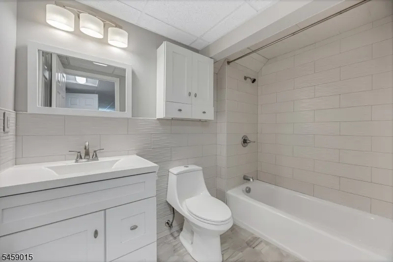 9 Edgewood Ave West Orange, NJ 07052