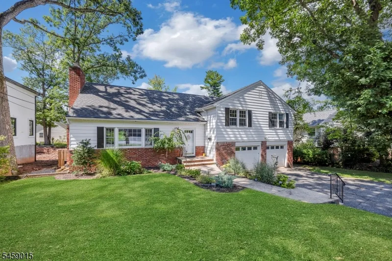 9 Edgewood Ave West Orange, NJ 07052
