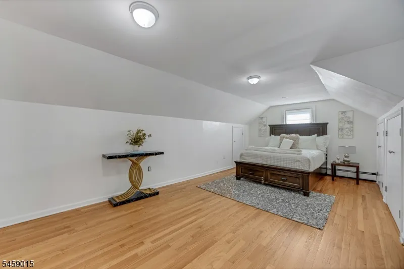 9 Edgewood Ave West Orange, NJ 07052