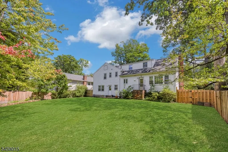 9 Edgewood Ave West Orange, NJ 07052