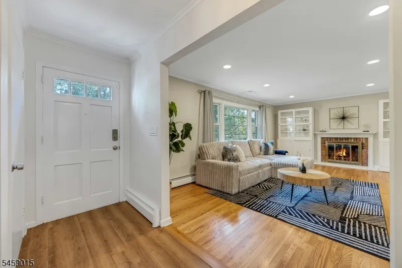 9 Edgewood Ave West Orange, NJ 07052