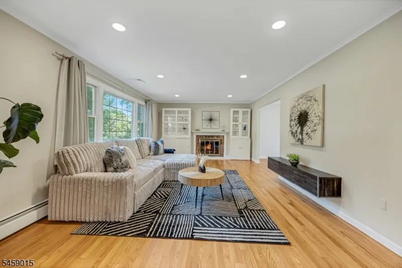 9 Edgewood Ave West Orange, NJ 07052