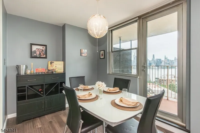 6040 BOULEVARD EAST #6F Unit 6F West New York Town, NJ 07093