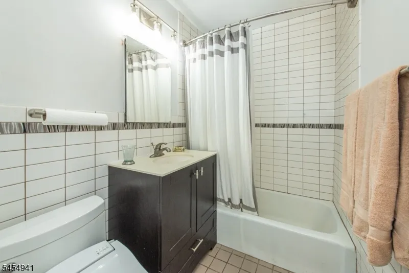 6040 BOULEVARD EAST #6F Unit 6F West New York Town, NJ 07093
