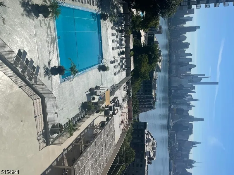 6040 BOULEVARD EAST #6F Unit 6F West New York Town, NJ 07093