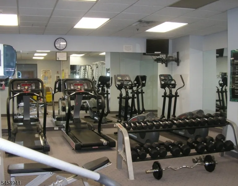 6040 BOULEVARD EAST #6F Unit 6F West New York Town, NJ 07093