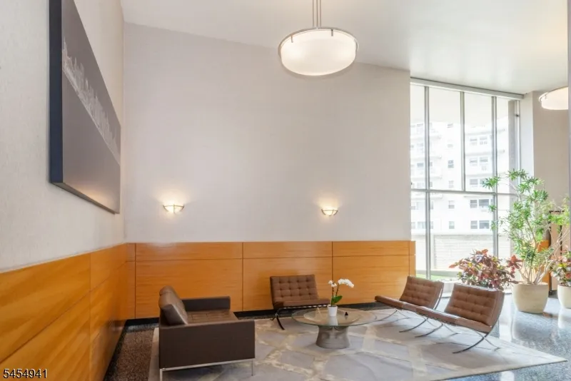 6040 BOULEVARD EAST #6F Unit 6F West New York Town, NJ 07093