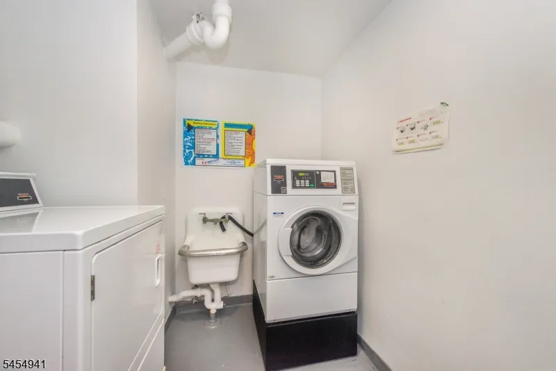 6040 BOULEVARD EAST #6F Unit 6F West New York Town, NJ 07093