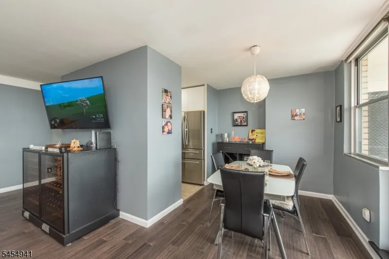 6040 BOULEVARD EAST #6F Unit 6F West New York Town, NJ 07093