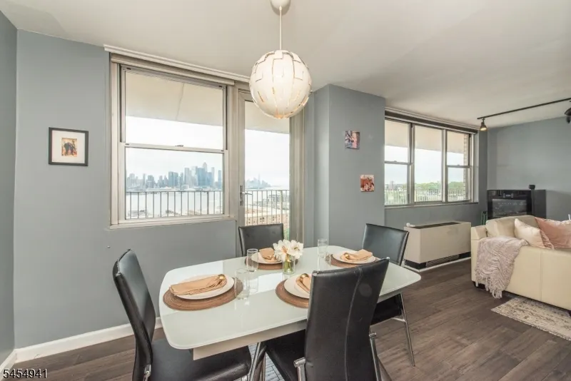 6040 BOULEVARD EAST #6F Unit 6F West New York Town, NJ 07093