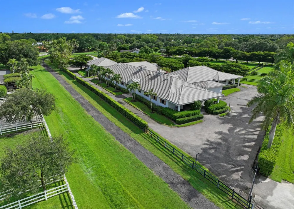 2389 KING TERRACE Wellington, FL 33414
