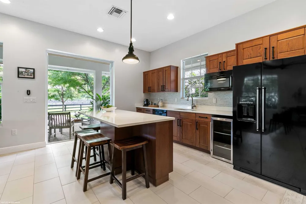 2389 KING TERRACE Wellington, FL 33414