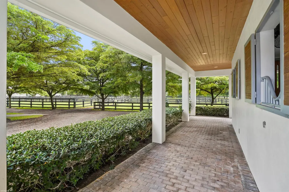 2389 KING TERRACE Wellington, FL 33414