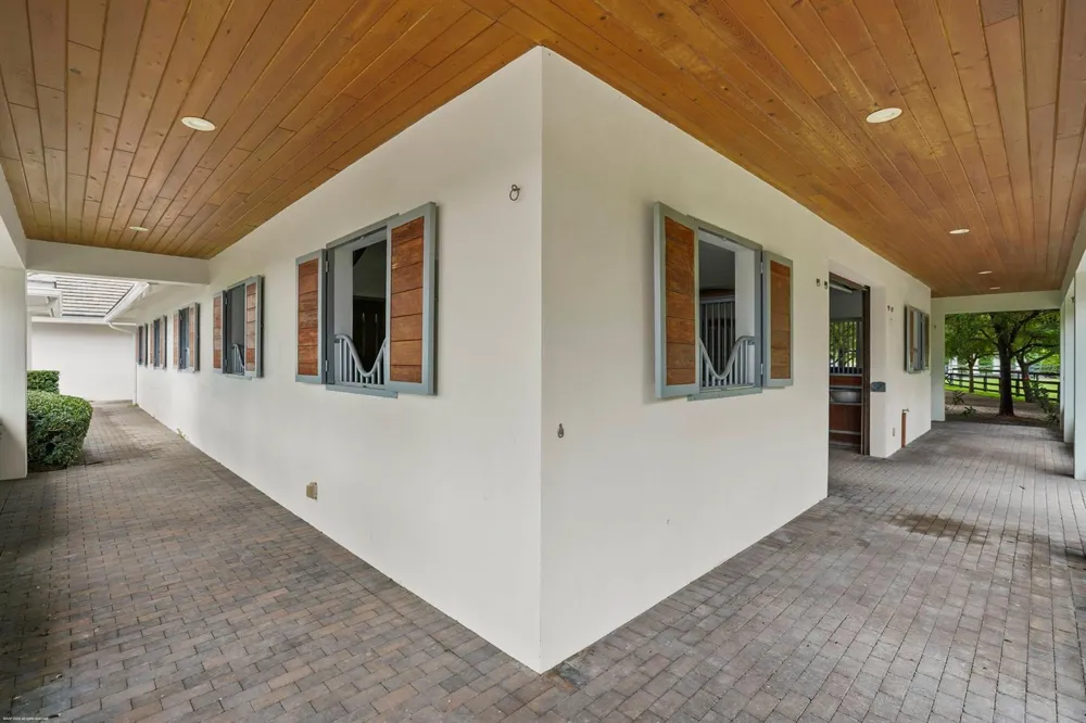 2389 KING TERRACE Wellington, FL 33414