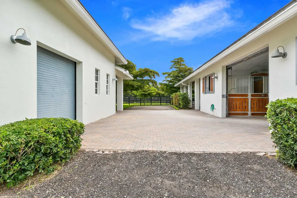 2389 KING TERRACE Wellington, FL 33414