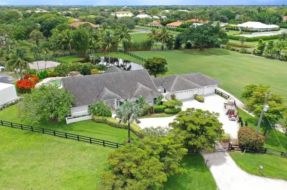 2389 KING TERRACE Wellington, FL 33414