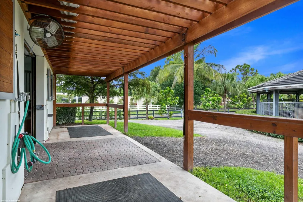 2389 KING TERRACE Wellington, FL 33414