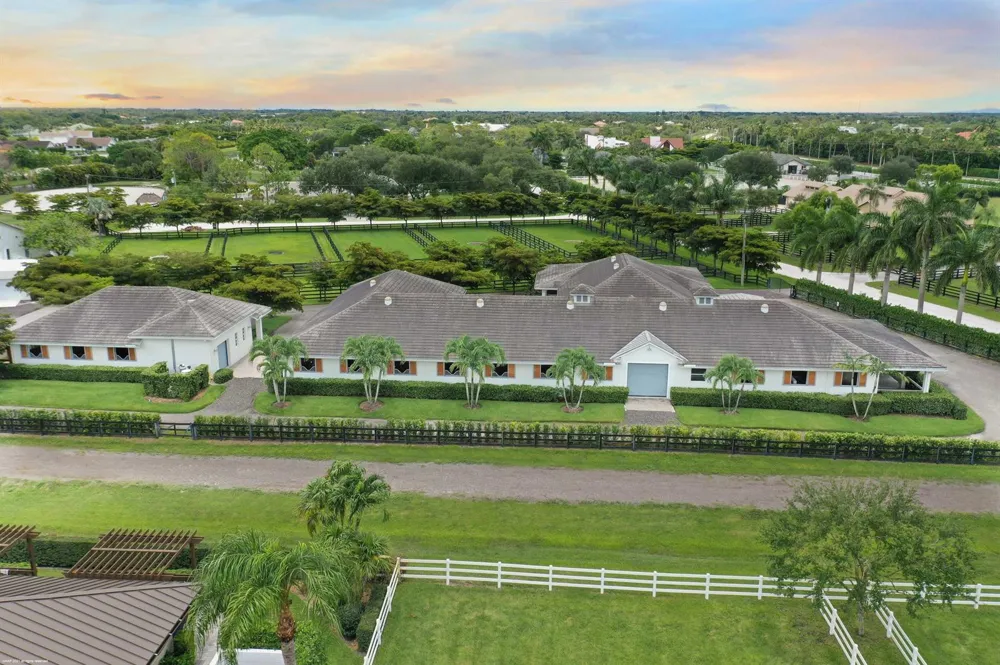 2389 KING TERRACE Wellington, FL 33414