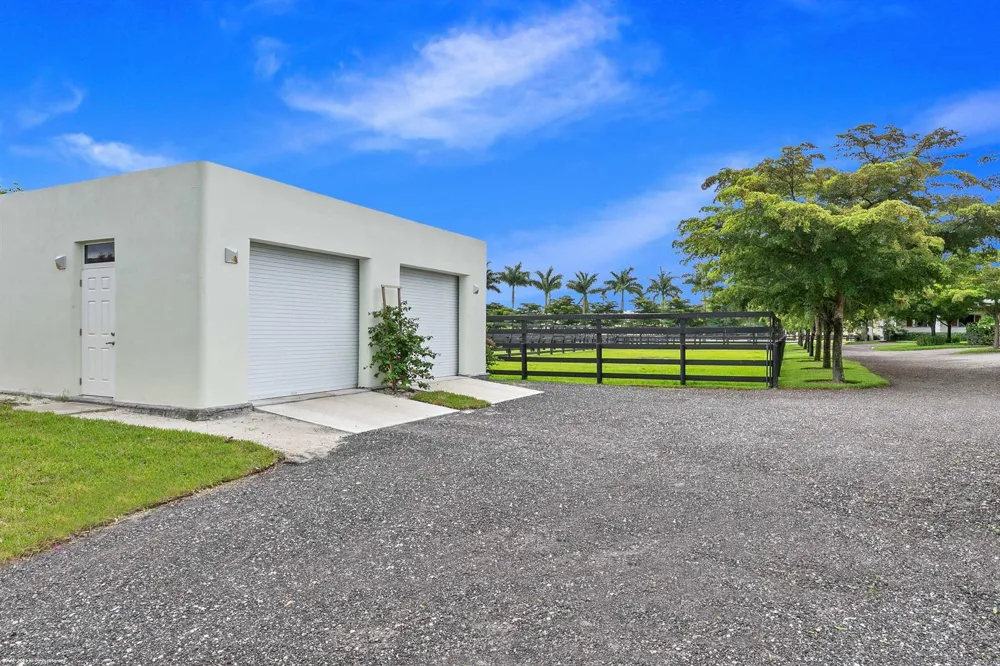 2389 KING TERRACE Wellington, FL 33414