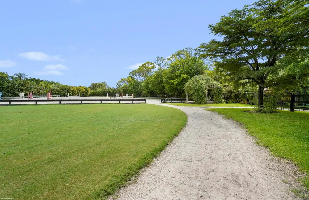 2389 KING TERRACE Wellington, FL 33414
