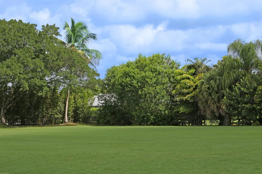 2389 KING TERRACE Wellington, FL 33414