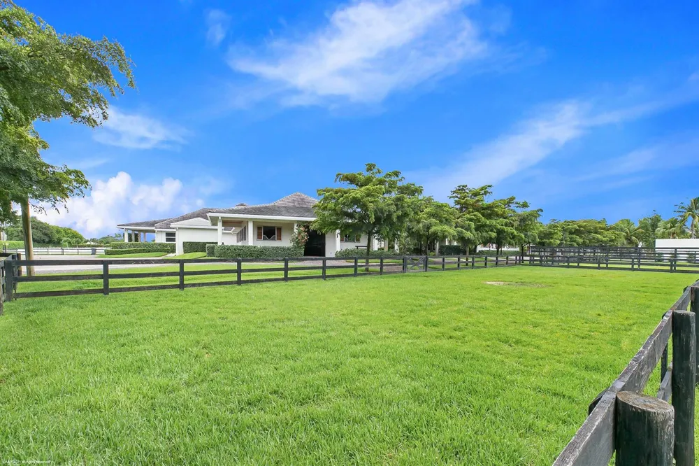 2389 KING TERRACE Wellington, FL 33414