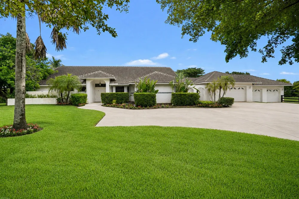 2389 KING TERRACE Wellington, FL 33414