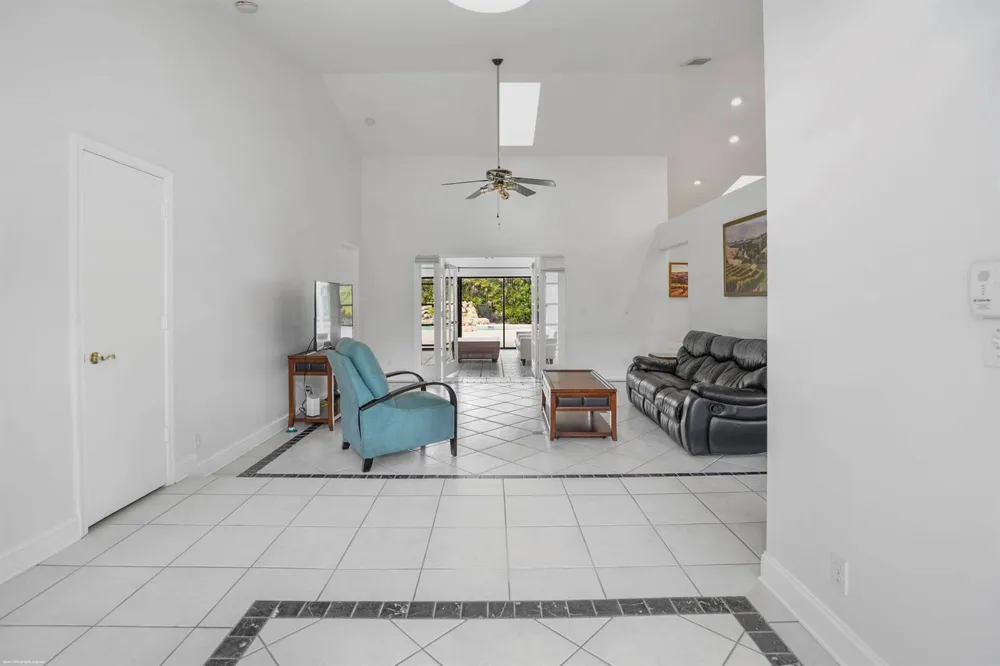 2389 KING TERRACE Wellington, FL 33414
