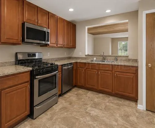 79 Staghorn Drive Matawan, NJ 07747