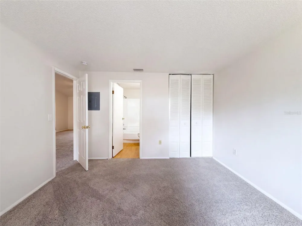 3803 60TH STREET W Bradenton, FL 34209