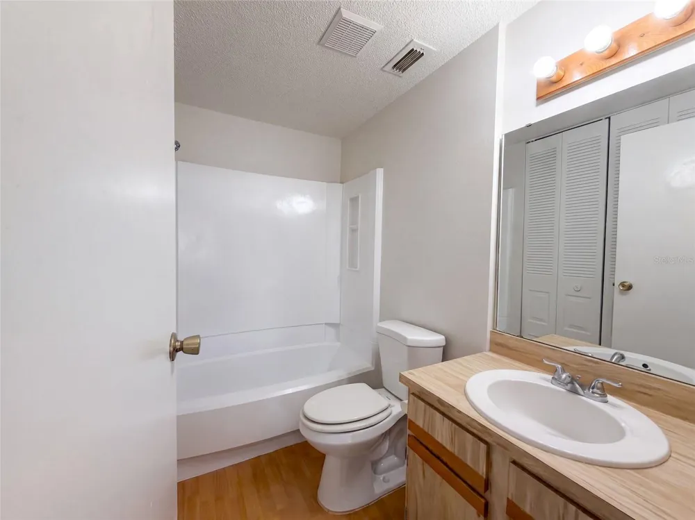 3803 60TH STREET W Bradenton, FL 34209