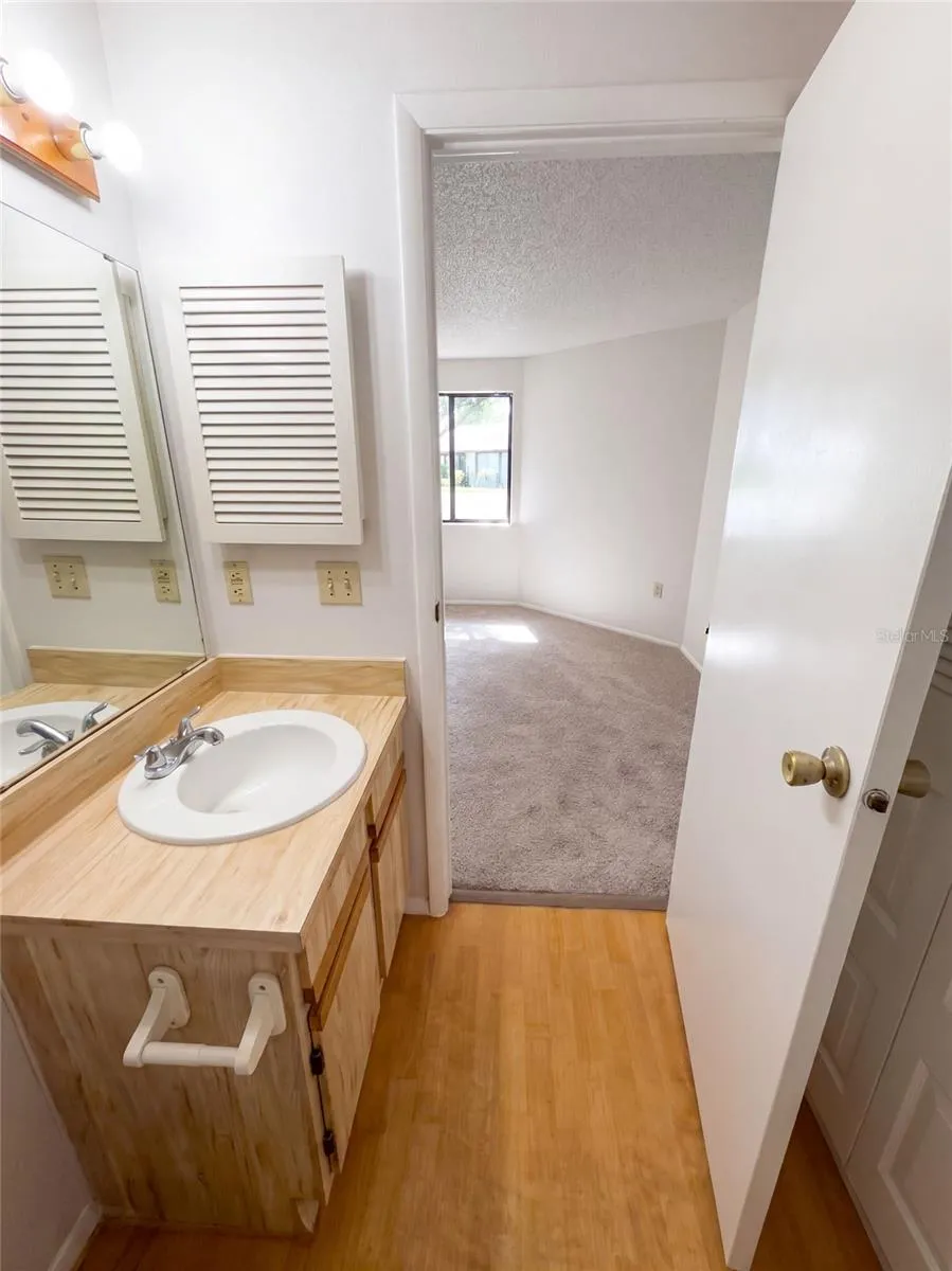 3803 60TH STREET W Bradenton, FL 34209