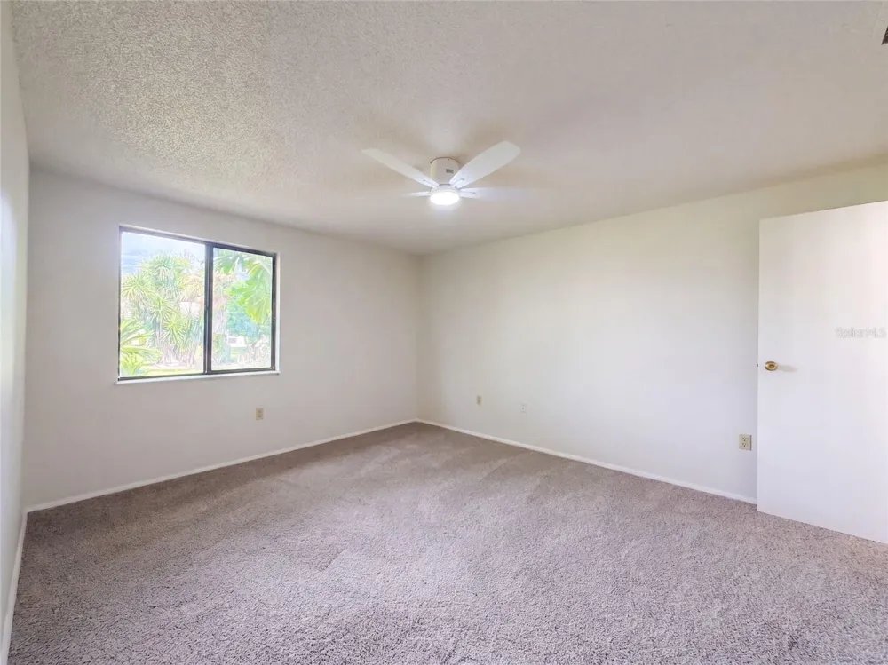 3803 60TH STREET W Bradenton, FL 34209