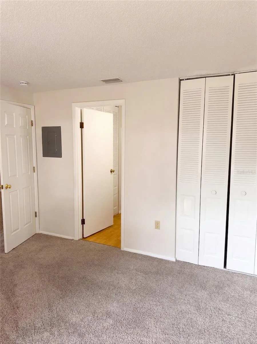 3803 60TH STREET W Bradenton, FL 34209