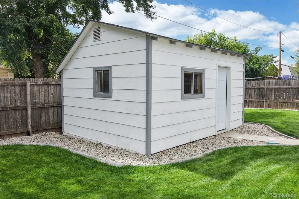 416 Cove Lane Fort Morgan, CO 80701