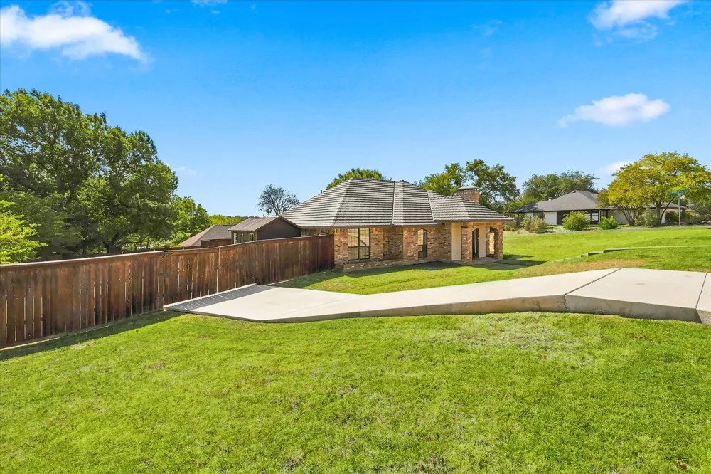 8712 Lake Country Drive Fort Worth, TX 76179