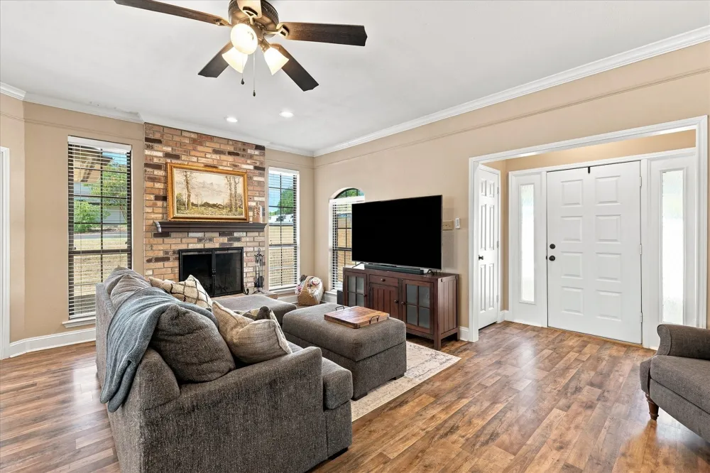 8712 Lake Country Drive Fort Worth, TX 76179
