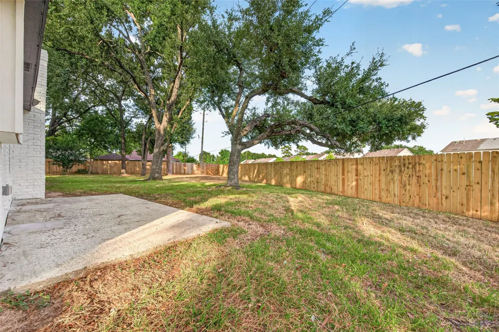 23802 Spring Towne Drive Spring, TX 77373