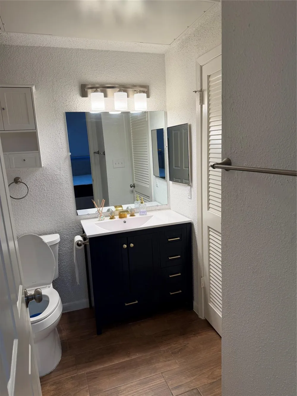 10855 Meadowglen Lane #808 Hockley, TX 77042