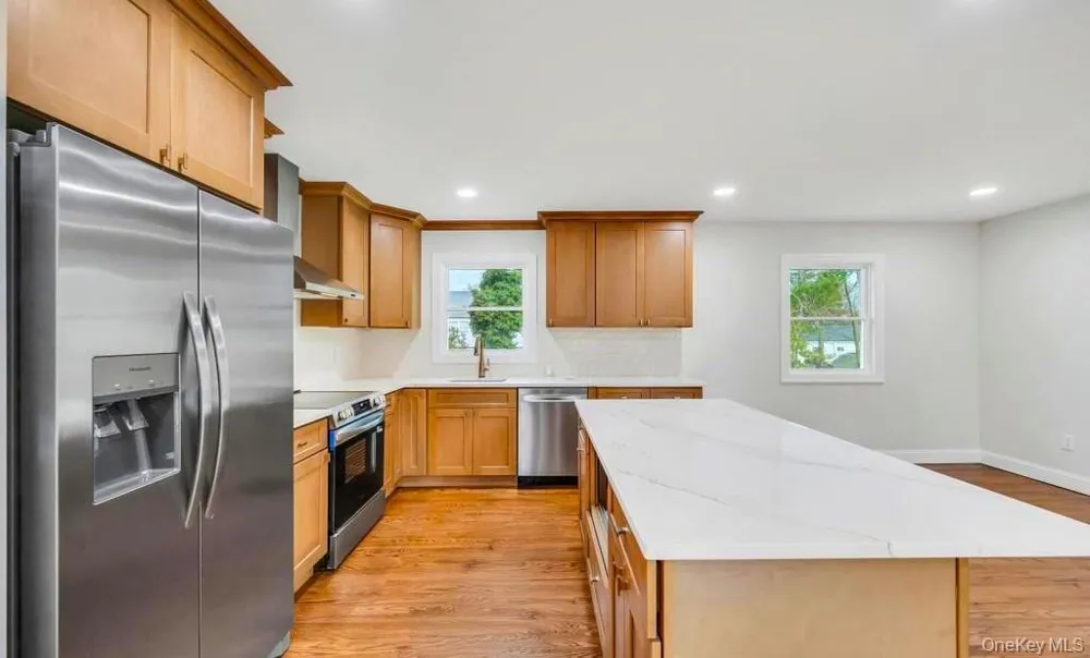 339 Avenue B Ronkonkoma, NY 11779