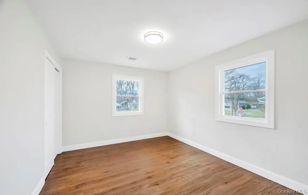 339 Avenue B Ronkonkoma, NY 11779