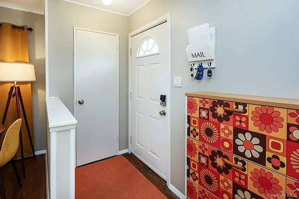 384 Michigan Avenue Massapequa Park, NY 11762
