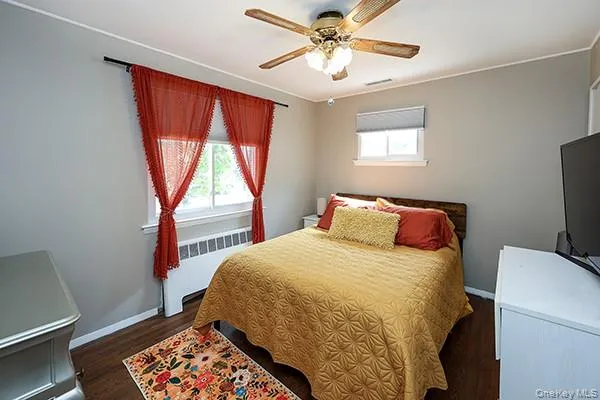 384 Michigan Avenue Massapequa Park, NY 11762