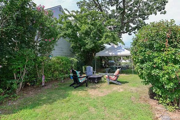 384 Michigan Avenue Massapequa Park, NY 11762