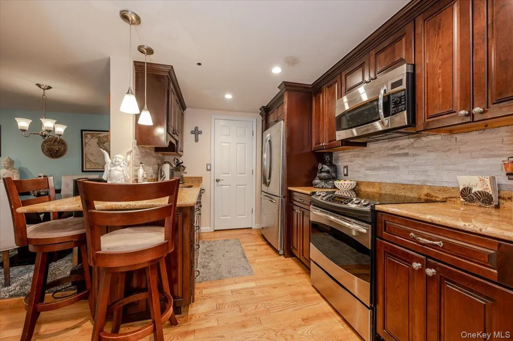 185 W Park Avenue #201 Long Beach, NY 11561